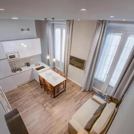 Apartment Holidays2malaga Old Town *